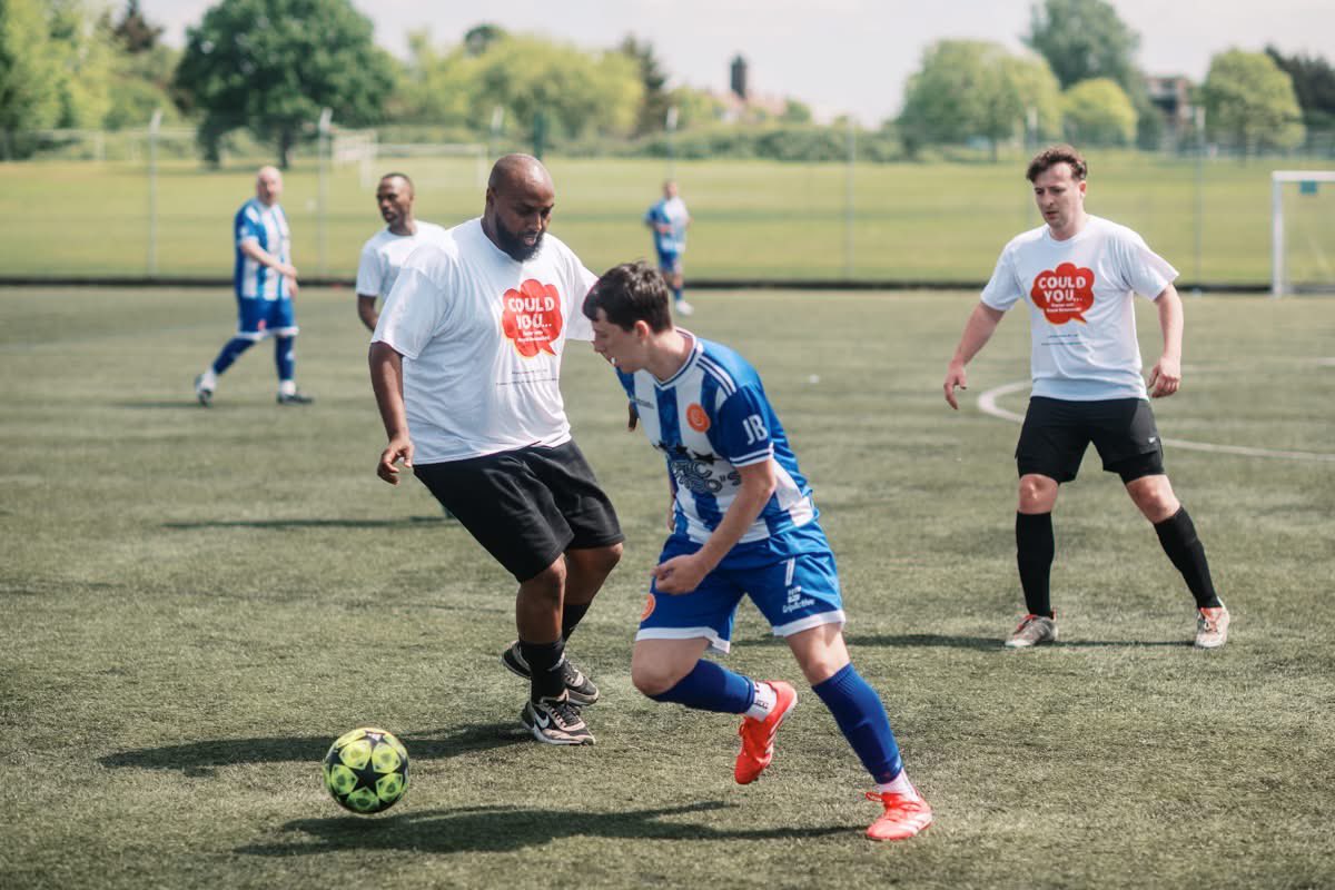 adel_khaireh's tweet image. The Royal Borough of Greenwich kicked off its first football match for Foster Care Fortnight! 🌟 Foster carers, children in care, council staff, and local councillors united for a friendly game against Avery Hill reserves. A great way to celebrate the Power of Relationships! ⚽️