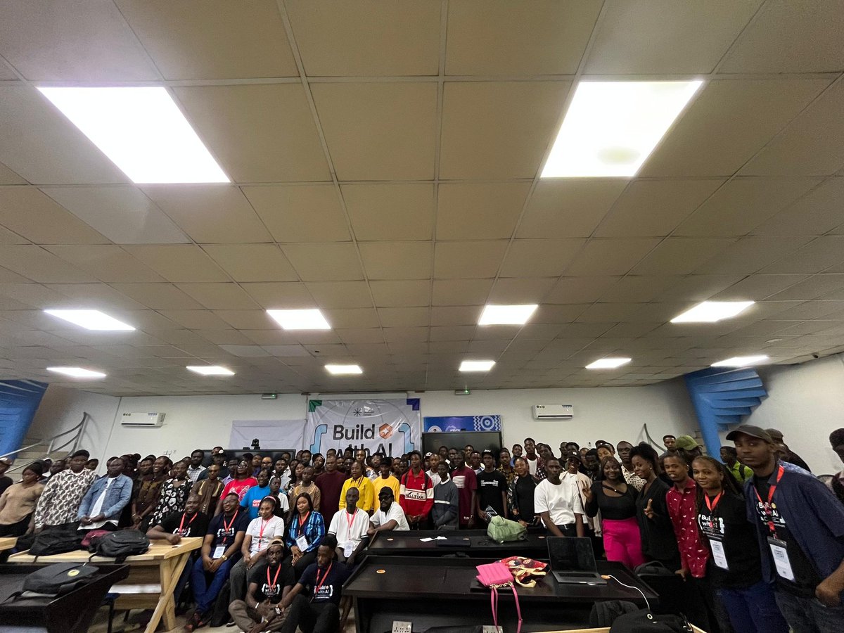 144_soala's tweet image. Today, I went for a tech event on AI made, learnt a lot though. Networked, but couldn't get my API key.
#buildwithaiphc2025