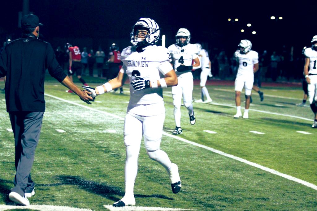 Preston “Bevo” Davis (@b_3davis) on Twitter photo Junior season✅
Senior season loading!!
Highlights attached below
<a href="/_EliteProspects/">🚨Elite Prospects🚨</a>
hudl.com/v/2R33b5 Junior season✅
Senior season loading!!
Highlights attached below
<a href="/_EliteProspects/">🚨Elite Prospects🚨</a>
hudl.com/v/2R33b5