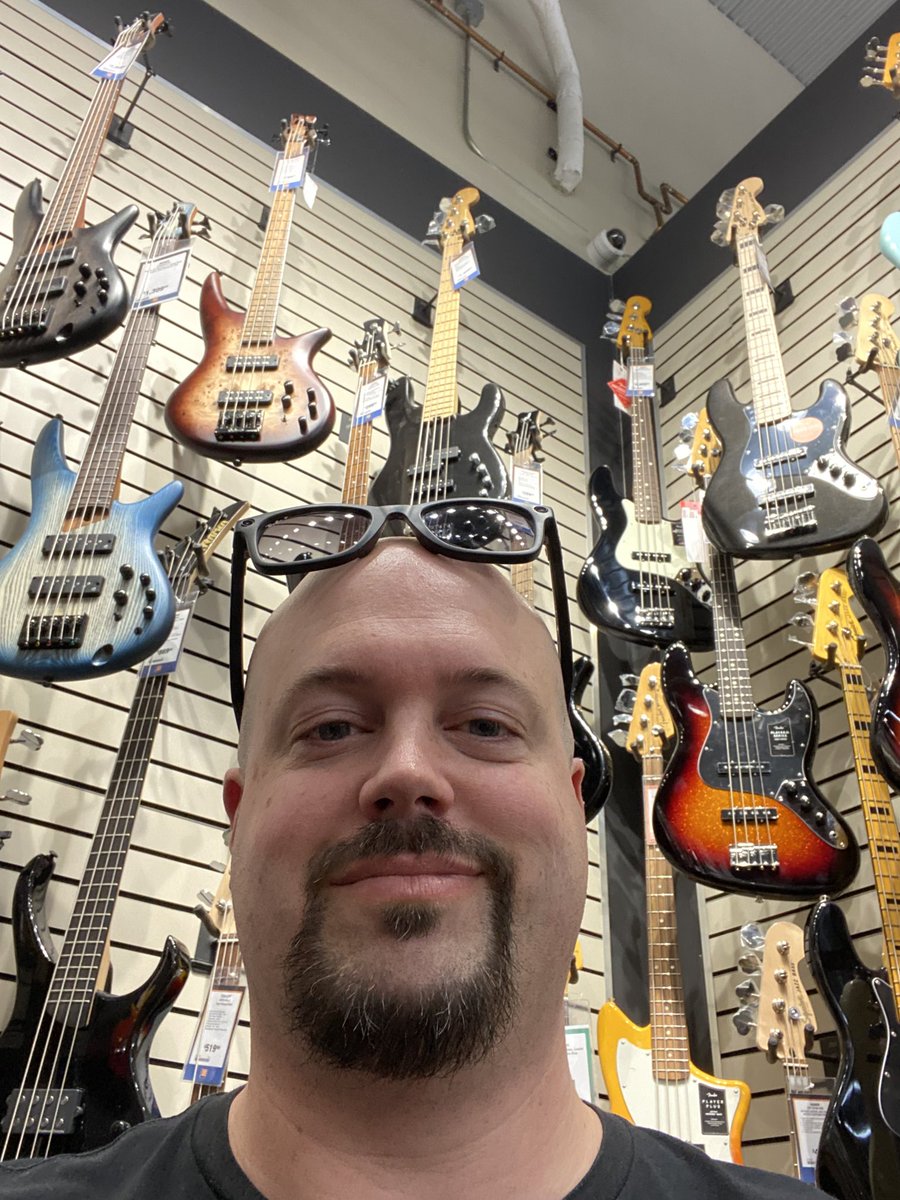MattWyatt10's tweet photo. Gotta love Bass  @LongMcQuade in Peterborough! #LMselfie https://t.co/OoSDzDRffn