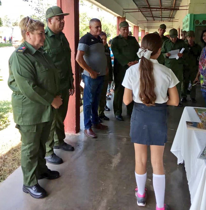 Día Territorial de la Defensa desde Pitajones en #TrinidadDeCuba donde se puso en práctica las habilidades en el empleo de la técnica y los medios para repeler cualquier agresión del enemigo. 
#LaLuchaNoHaCesado
#SanctiSpíritusEnMarcha 
<a href="/DeivyPrezMartn1/">Deivy Pérez Martín</a> <a href="/DiazCanelB/">Miguel Díaz-Canel Bermúdez</a>