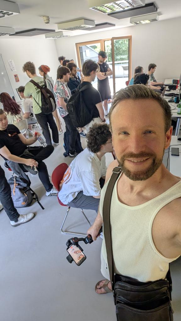 MSA <a href="/MunichSmash/">Munich Smash</a> was an absolute blast, beautiful people, amazing event, summer vibes☀️
<a href="/Solairrre/">Solaire</a> <a href="/honkias/">BERG | honkias👍</a> <a href="/The_Big_Smoke69/">Snarl | Big Smoke 🔜 Supernova</a> <a href="/theMadest/">(CD) jojoMojo</a> <a href="/DerBeekus/">Beek</a> <a href="/MrMayonnaiseSSB/">ViA | MayO</a> <a href="/yungaegi/">aegi</a>
