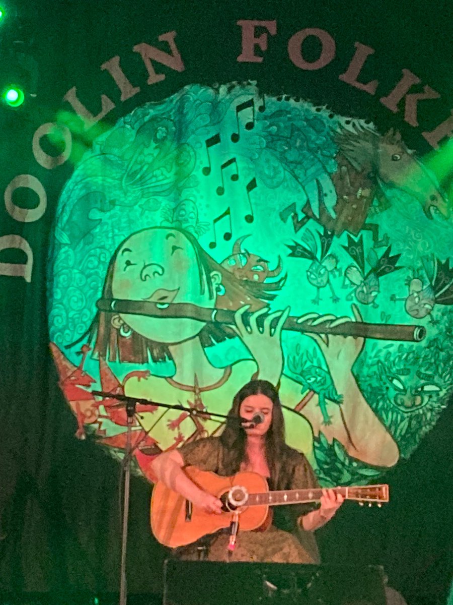 Some people are just uber talented -#doolinfolkfest