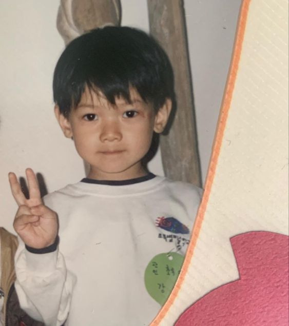 bebegim cicegim iyi ki dogmus umarim kendisi gibi tum güzellikler onu bulur mutlu yillar yeo'm 🌸🩷
#615HugsForYEOSANG
#6월에_드리운_여상이라는_햇살 
#YEOSANG #여상