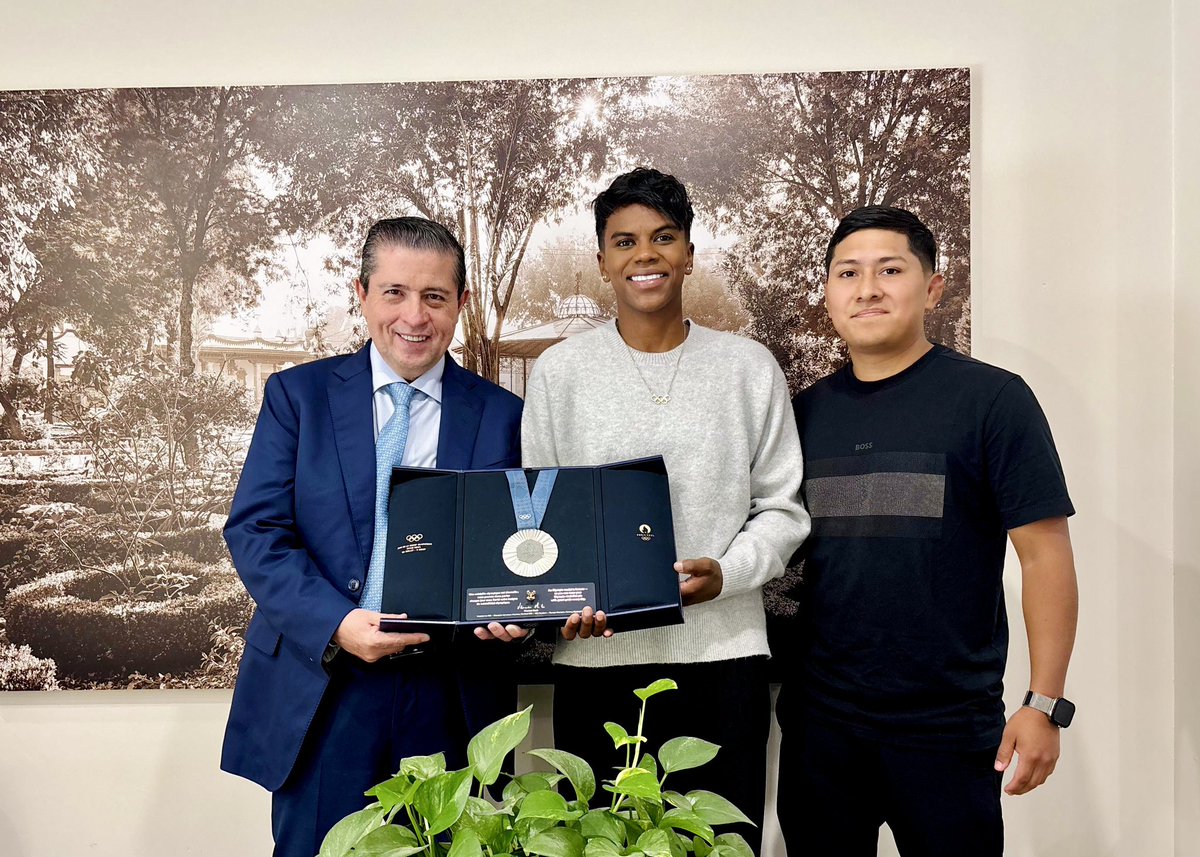 Recibimos a nuestra medallista olímpica y orgullo coyoacanense, <a href="/AwitiAlcaraz/">Prisca Awiti Alcaraz OLY</a> 🏅🥋; charlamos sobre su futuro en el judo, sus entrenamientos y compartimos propuestas de cómo seguir apoyando a las y los jóvenes en el deporte. 

¡Coyoacán, cuna de grandes deportistas!