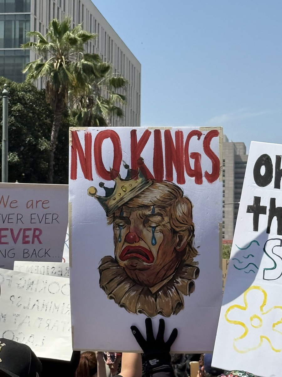 标语大赏。这才是洛杉矶人民。