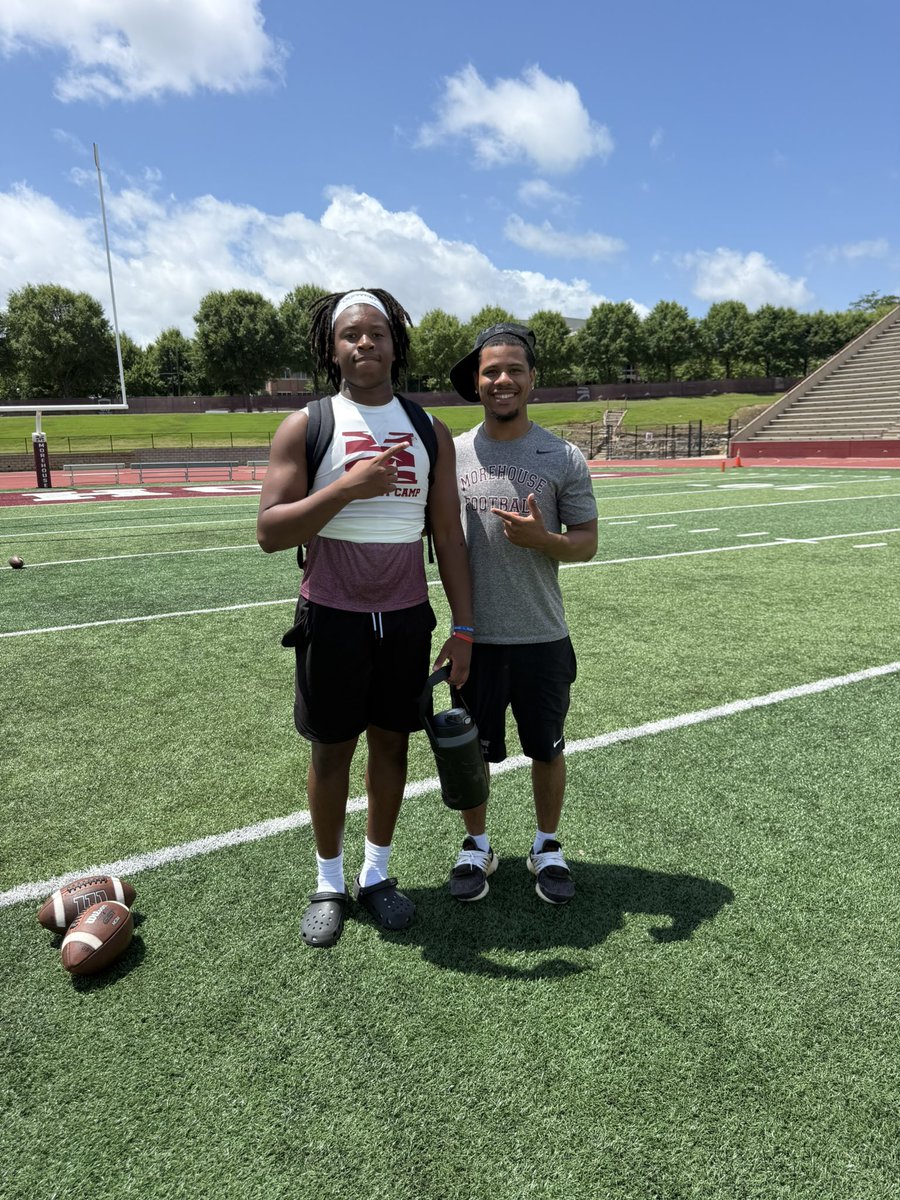 Jaison_Brown09's tweet photo. Wrapped up an incredible football camp at Morehouse College.🏠Grateful for the experience and excited to keep improving! Thank you @alecat486 for the invite!
@Coach_AJohnson3 @coachmathis81 @RenfrowJustin @coachkd15 @CoachTrav8
#2028 #DAHOUSE #Intangiblyrich https://t.co/7WWVJMHRaH