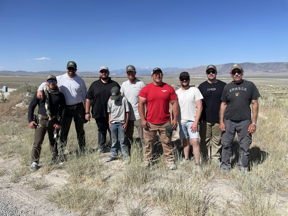 AmtacActual's tweet photo. Integrated Combatives Level 2 | Great time in the desert heat with the Utah crew. First course for my third oldest son.
#amtacshooting #amtacblades #amtactraining #combatives #waltherarms #accountability #tribe https://t.co/dwRr7hozsD