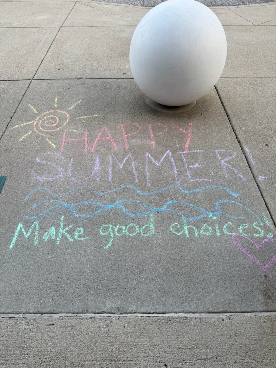 Week one of Summer Fun is done! Enjoy the rest of your summer break <a href="/JWRiley43/">James Whitcomb Riley School 43</a> Hornets! ☀️🐝💙💛
