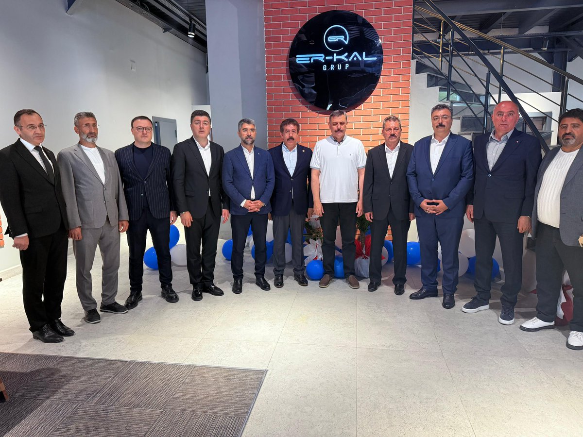 Valimiz Sayın Mustafa ÇİFTÇİ ve Kaymakamımız Sayın Tuncay KALDIRIM’ın yanı sıra devlet büyüklerinin teşrifleriyle, Er-Kal Grup tarafından 1. Organize Sanayi Bölgesi’nde 5.000 m² kapalı alanda kurulan Çelik Kapı Fabrikasının açılışı gerçekleştirildi.