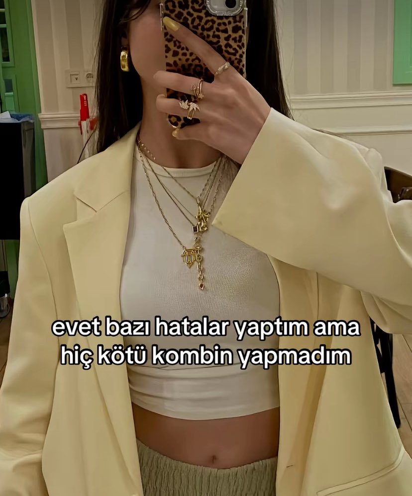 Alya (@alyareckles) on Twitter photo 