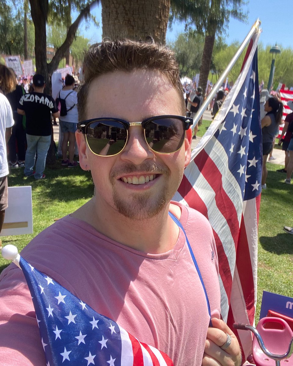 aidencharming_'s tweet photo. #ArizonaStateCapitol https://t.co/1kHxPOb60Y