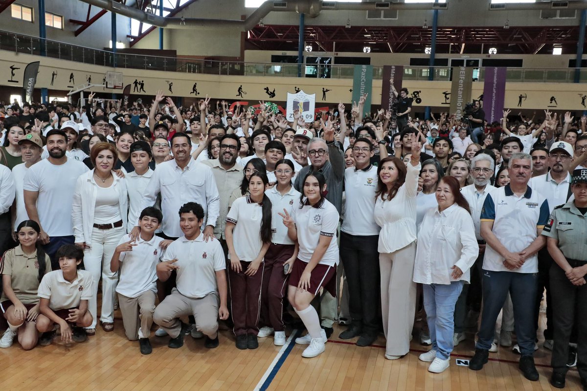 rochamoya_'s tweet photo. Junto a nuestras juventudes, reafirmamos el camino hacia un futuro libre de adicciones, con salud, respeto y bienestar.

Segunda Jornada Nacional por la Paz y contra las Adicciones, impulsada por la presidenta @claudiashein, en Sinaloa. https://t.co/gJEBOjucQo