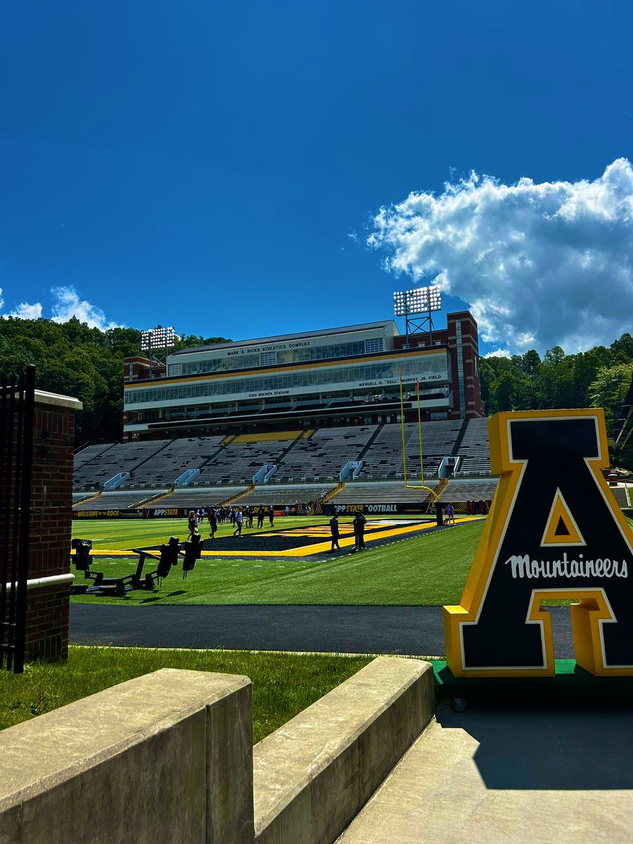 Thank you to <a href="/AppState_FB/">App State Football</a> for the camp and letting me compete and showcase my skills! Let’s keep it going! <a href="/GraniteBearsFB/">Mount Airy Football</a>
