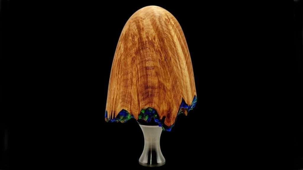 WeekendHM's tweet photo. Woodturning | Burl Cap Stopper 
https://t.co/vNJRSMLgOo
In this video I turned a Maple burl cap bottle stopper. I used a stone inlay to decorate the natural burl cap around the rim. Tools I used in this video. Robust lathe if you have any questions nilesstopper@gmail.com Easy https://t.co/VgZZufzU9A