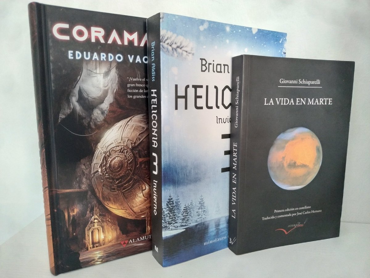 Este año solo he podido ir 1 día a la <a href="/FLMadrid/">Feria del Libro de Madrid</a> pero me llevo un botín fantástico de <a href="/Interfoliolibro/">Interfolio Libros</a> de la que te llevarías media caseta, de <a href="/minotaurolibros/">Ediciones Minotauro</a> con el fin de una trilogía a la que tengo muchas ganas, y una pintaza de <a href="/JonTichy/">Eduardo Vaquerizo</a> por parte de <a href="/AlamutEdiciones/">Alamut Bibliópolis</a>.