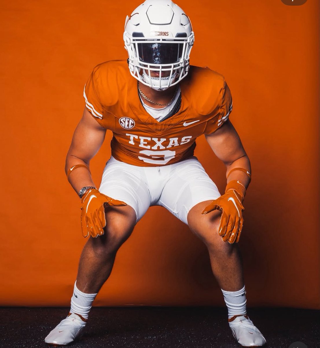 Justin Wells (@justinwells2424) on Twitter photo 2026 Bradenton (Fla.) IMG Academy four-star EDGE <a href="/JK_DE_SNAKE_34/">Jake Kreul 5⭐️ EDGE</a>. 🤘
<a href="/InsideTexas/">Inside Texas</a> <a href="/On3Recruits/">On3 Recruits</a> 2026 Bradenton (Fla.) IMG Academy four-star EDGE <a href="/JK_DE_SNAKE_34/">Jake Kreul 5⭐️ EDGE</a>. 🤘
<a href="/InsideTexas/">Inside Texas</a> <a href="/On3Recruits/">On3 Recruits</a>