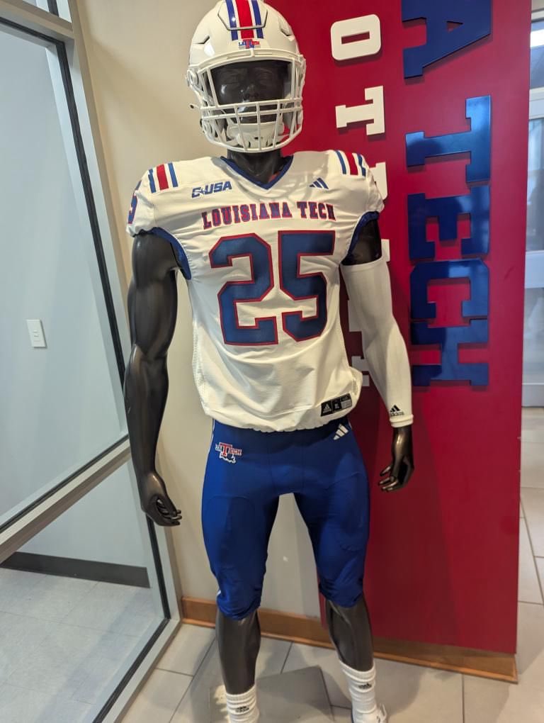 RichardSev77's tweet image. Thank you @SCumbie_LaTech and @CoachNate_Young with @LATechFB for putting on a great camp and taking me on a visit afterwards to learn more about yalls program.#Blessed #AGTG @CoachBarnes91 @JGonzalesJr10 @JButler_210 @210Preps @PrepRedzoneTX @BDammone @LATech @CJVogel_OTF