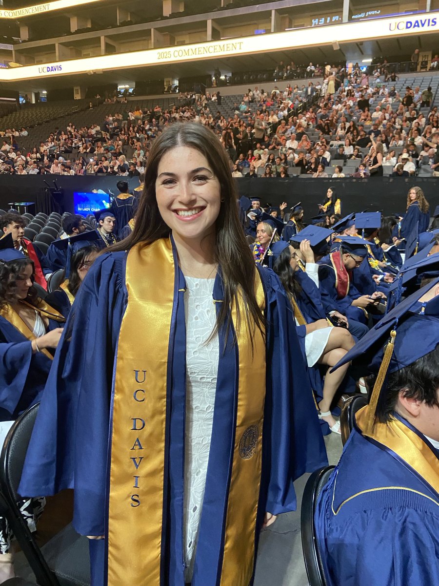 UCDavis_KNikos's tweet image. My #UCDavis intern for two years graduates today!!! Will miss you.