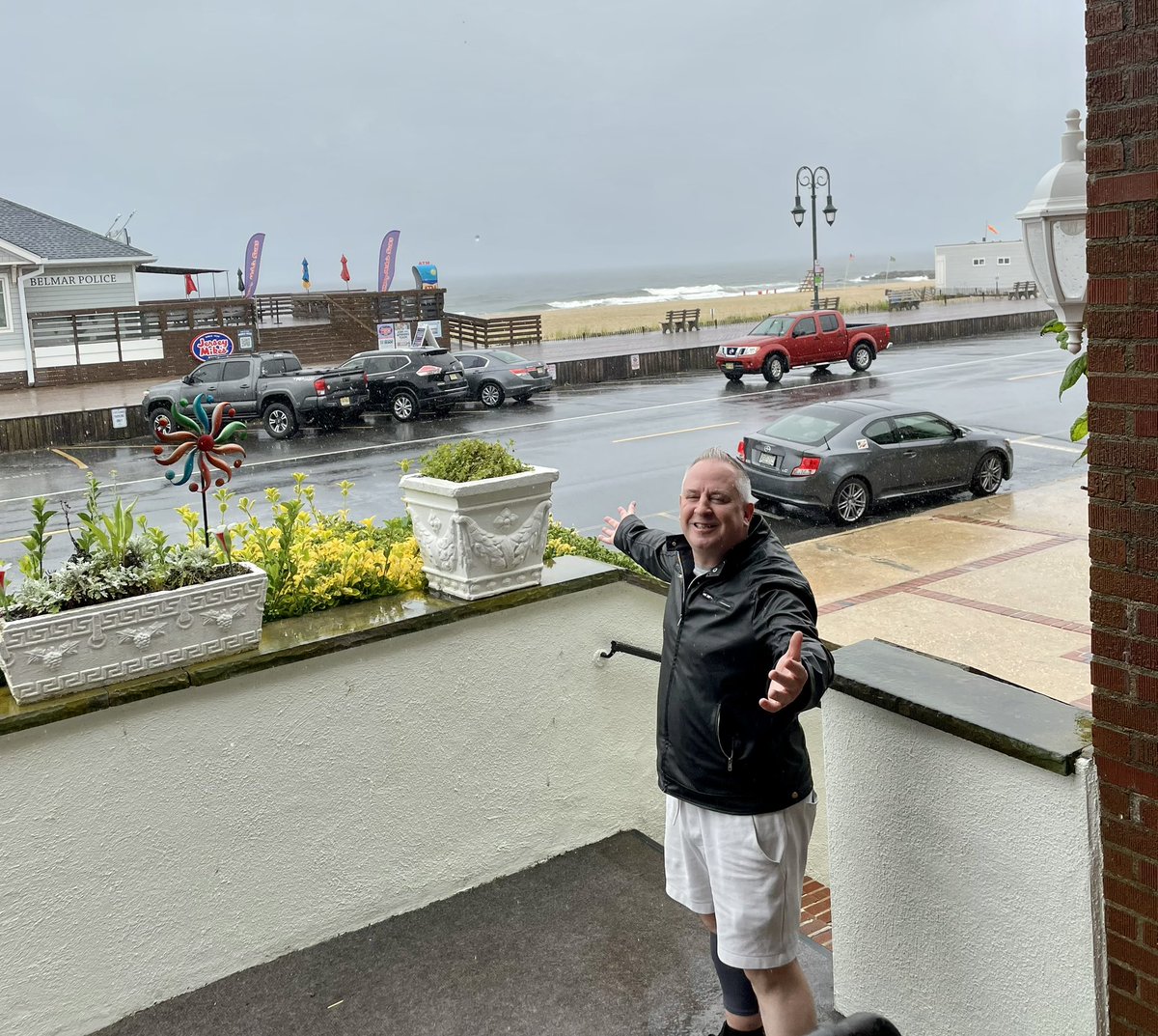 Go to the Jersey Shore in June they said !
Go to Asbury Park !!
Girls in their Summer clothes I was told 🤩
Lucky I packed a jacket 🤣
<a href="/springsteen/">Bruce Springsteen</a> <a href="/BonJovi/">Bon Jovi</a>