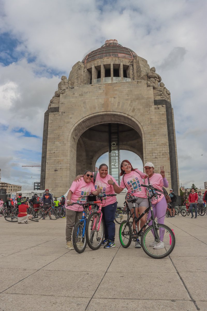 🚴‍♂️Así se vivió la #GranRodada! Gracias a las y los asistentes✨️

¿Fuiste? Déjanos tus fotos en los comentarios 📷