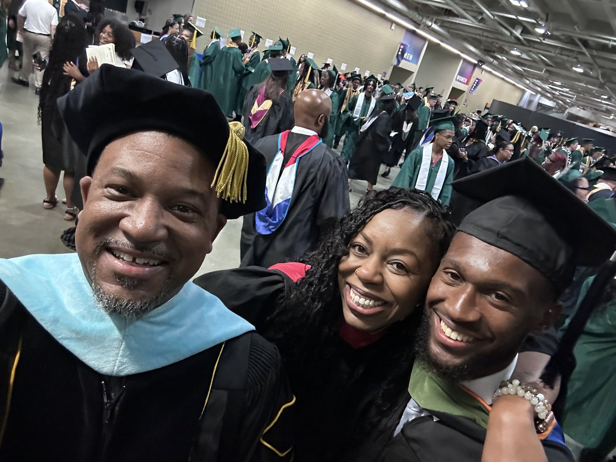 Dr. Dwayne L. Lucas tweet media