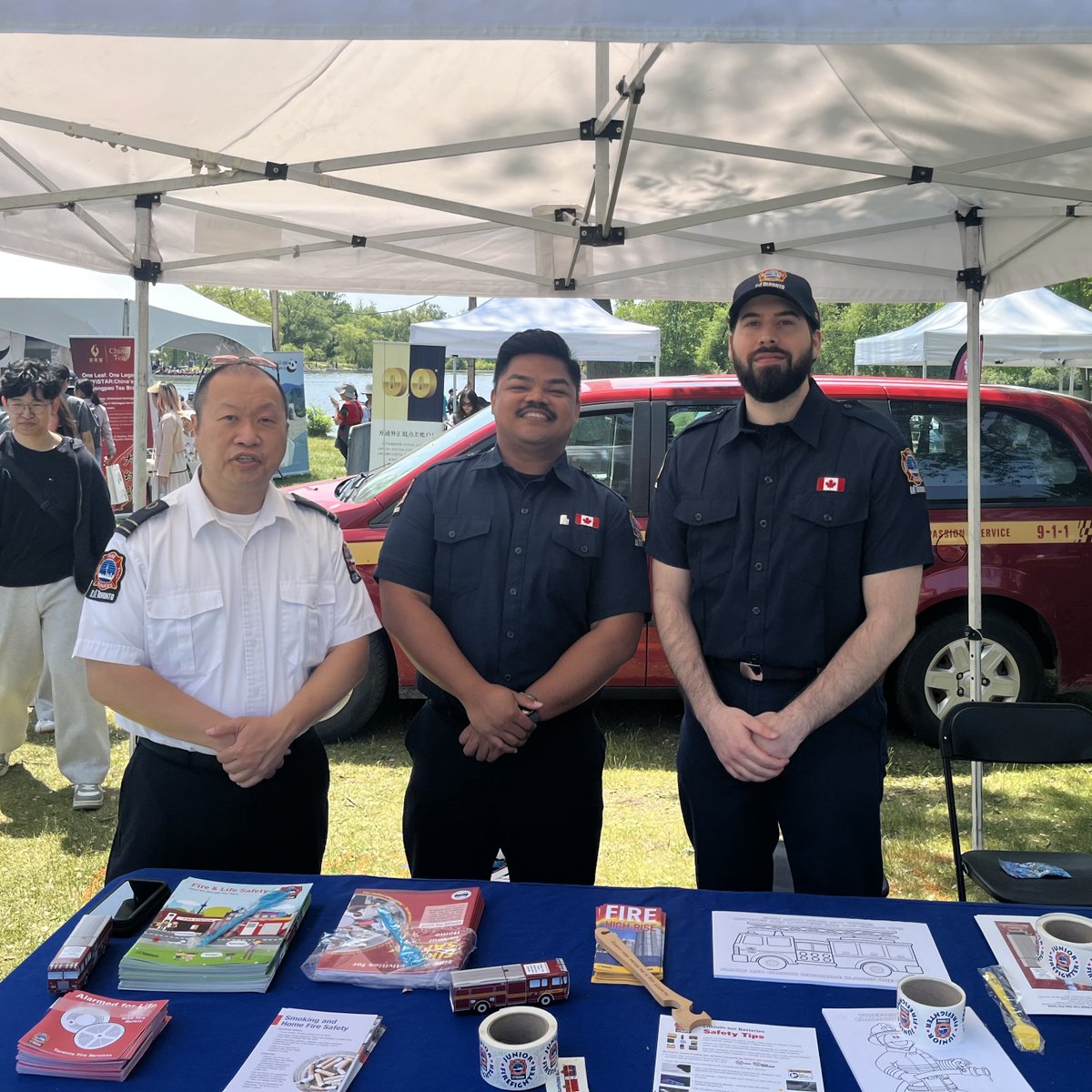 Deputy Fire Chief <a href="/TFSFitzgerald/">Paul T. Fitzgerald</a> and CRR colleagues supporting the Toronto International Dragon Boat Race Festival, an incredible day for the family, well done to all the organizers, volunteers and the Toronto Chinese Business Association #TIDBRF