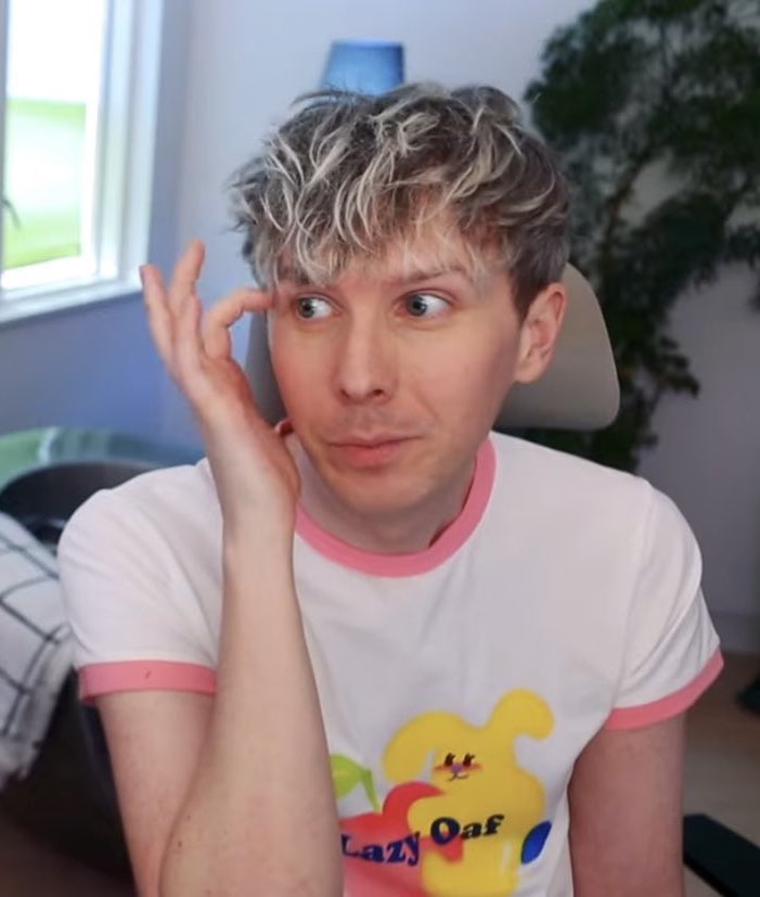 mychatlogs's tweet image. “i asked chatgpt” “i asked grok” well i asked this diva and he said he didn’t know