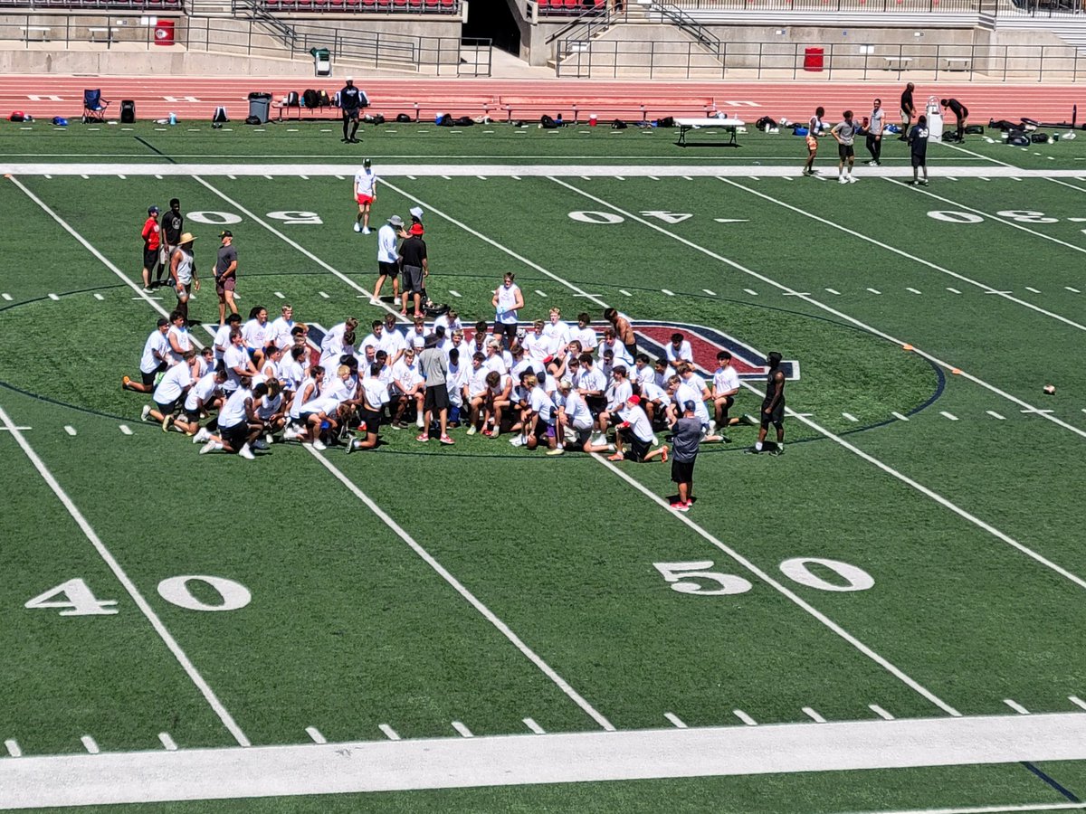 Kingston Perez (@kingstonperez33) on Twitter photo Had a great time competing at the <a href="/UtahTech_Fball/">Utah Tech Football</a> camp! Thank you <a href="/CoachL_Anderson/">Lance Anderson</a> <a href="/CJTurner__/">Coach CJ</a> <a href="/CoachNolanGivan/">Nolan Givan</a> <a href="/crossdevante/">DeāVante Cross</a> <a href="/KingsburgF/">Kingsburg High School Viking Football</a> Had a great time competing at the <a href="/UtahTech_Fball/">Utah Tech Football</a> camp! Thank you <a href="/CoachL_Anderson/">Lance Anderson</a> <a href="/CJTurner__/">Coach CJ</a> <a href="/CoachNolanGivan/">Nolan Givan</a> <a href="/crossdevante/">DeāVante Cross</a> <a href="/KingsburgF/">Kingsburg High School Viking Football</a>