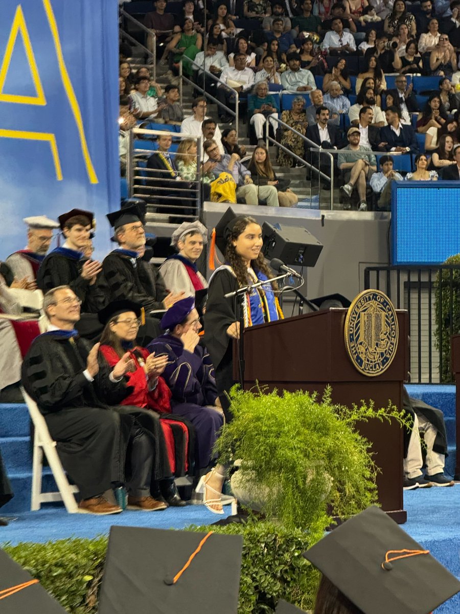 UCLAengineering's tweet image. “You’ve already proven you can clear any hurdle. So just run. Don’t wait until you summit the mountain to enjoy the view” - student speaker Kendall Millett, Mechanical Engineering B.S. 2025 #UCLA2025 #EngineerChange