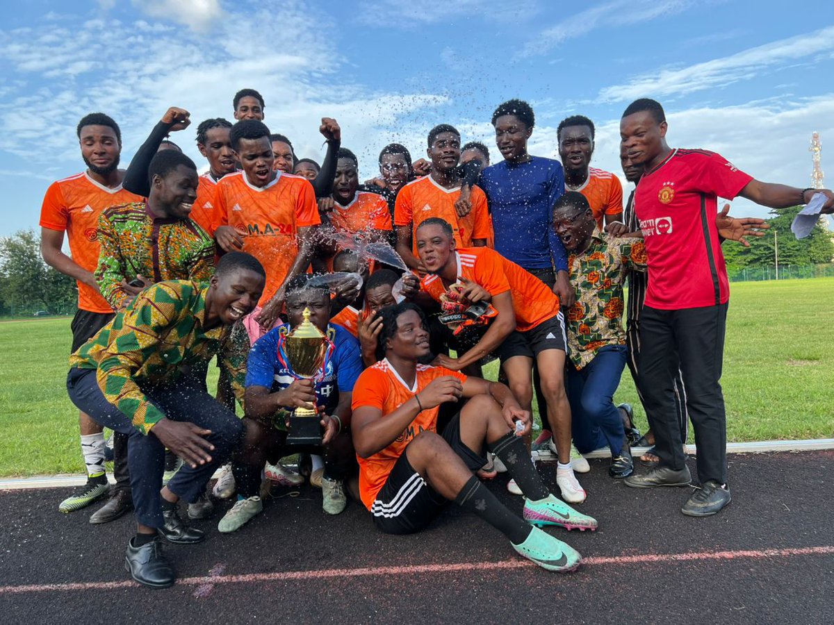 assowk_knust's tweet photo. 🏆 ADVOCACY ON THE PITCH TOO! 

On Friday, the Association of Students of Social Work clinched victory in the football finals of the SOCIOSO @Socioso_Knust Games! A true sight to behold! 🔥⚽

Kudos to the sports committee, players, and our amazing cheerleaders. https://t.co/CUF2S9qzfK