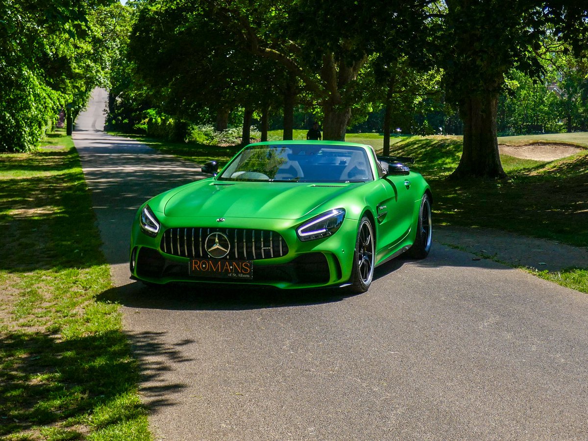 Green car, green world.
#EcoDrive #NatureVibes
Click the Linktree A O for more information