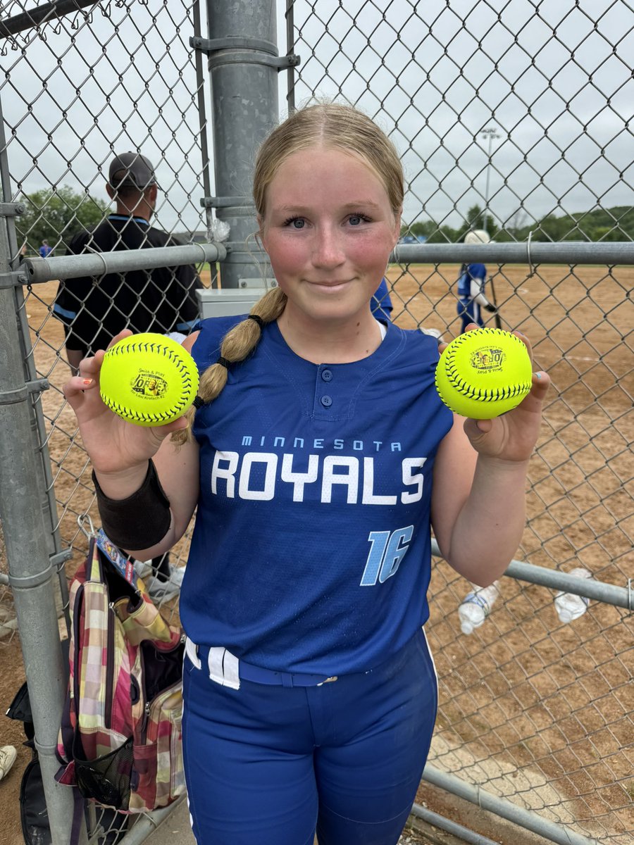 2 Home runs for Illyana Shepard from the MN Royals
Way to go!!💣💣💣💣