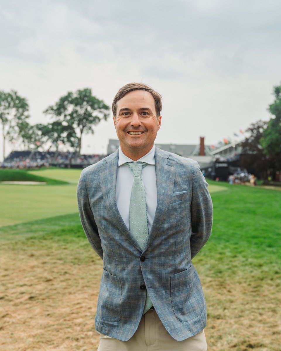 Our favorite golf commentator looking good at Oakmont. #AintNoHobby