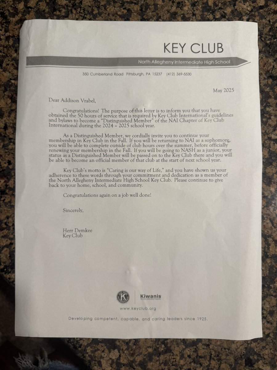 Addison_Vrabel's tweet image. Completed 50+ volunteer hours this year! I had so much fun doing it all and can’t wait to join the club again next year! 

@BeadlingSoccer 
@NATigerAthletic 
@keyclub