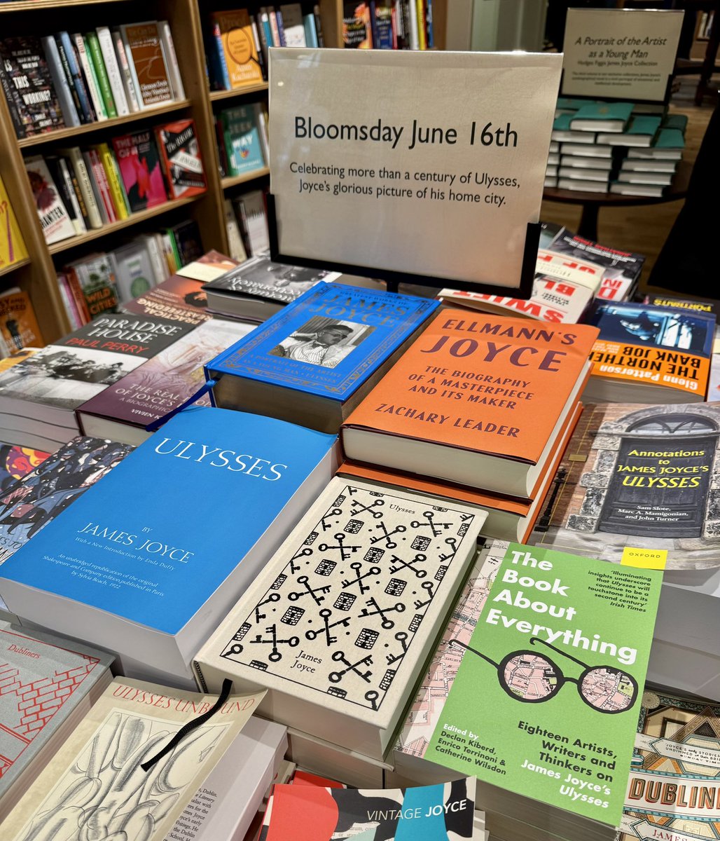 Celebrate Bloomsday this year by reading about how Joyce’s reputation was solidified for posterity by Richard Ellmann’s legendary biography. 

The ultimate behind-the-scenes book about a book about a man who wrote the book we celebrate on June 16:  hup.harvard.edu/books/97806742…