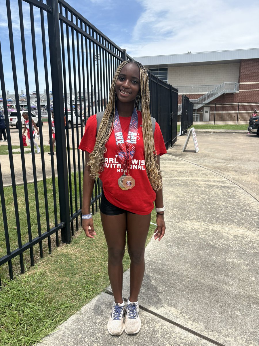 Paige Bell tweet media