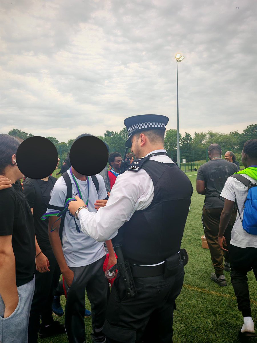 MPSSpecials's tweet image. Sergeants from North East stepping up and supporting local community event awarding medals to young players and bringing smiles all around Straight from frontline duties to frontline community True leadershipVolunteers at their best #NorthEast #CommunityHeroes #ServiceBeyondDuty