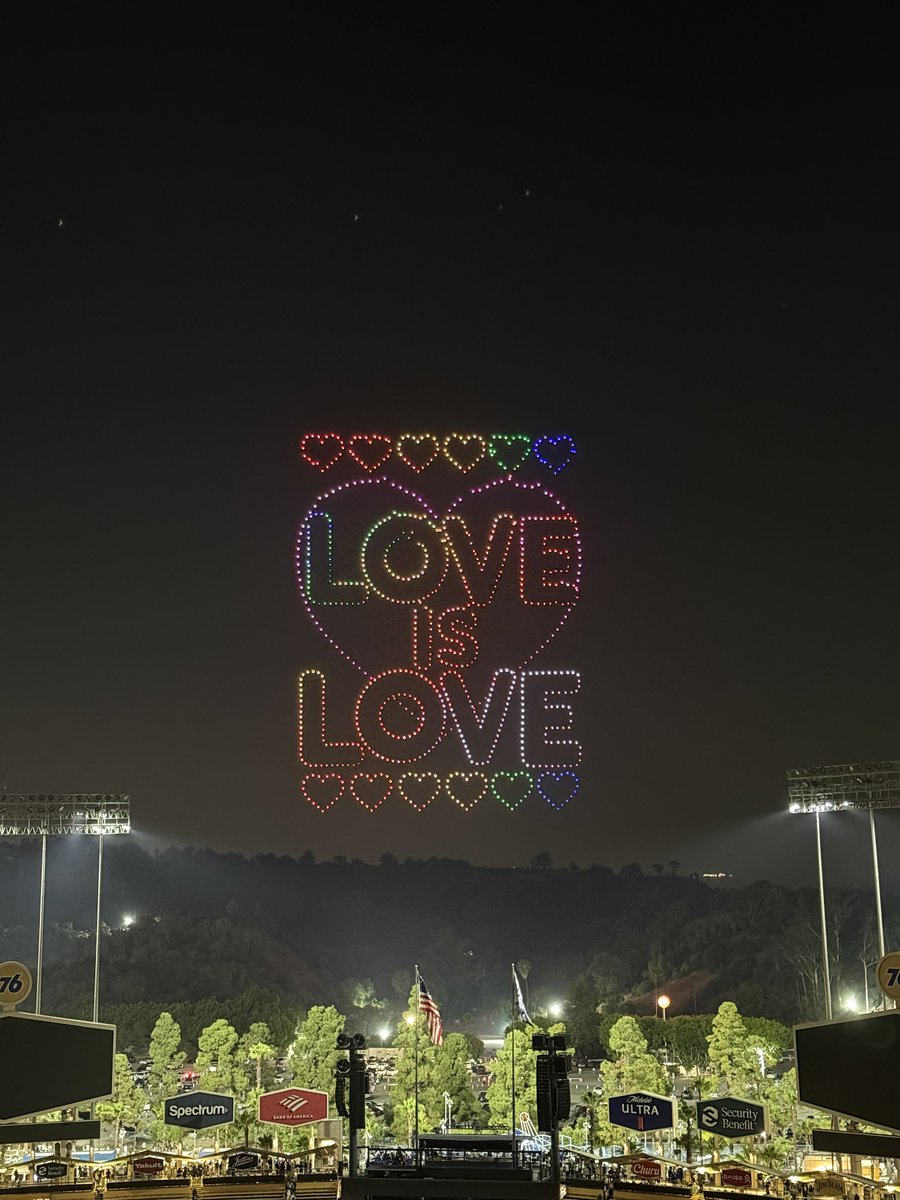 Needed a little queer joy in these dark times tbh 🥺🏳️‍🌈