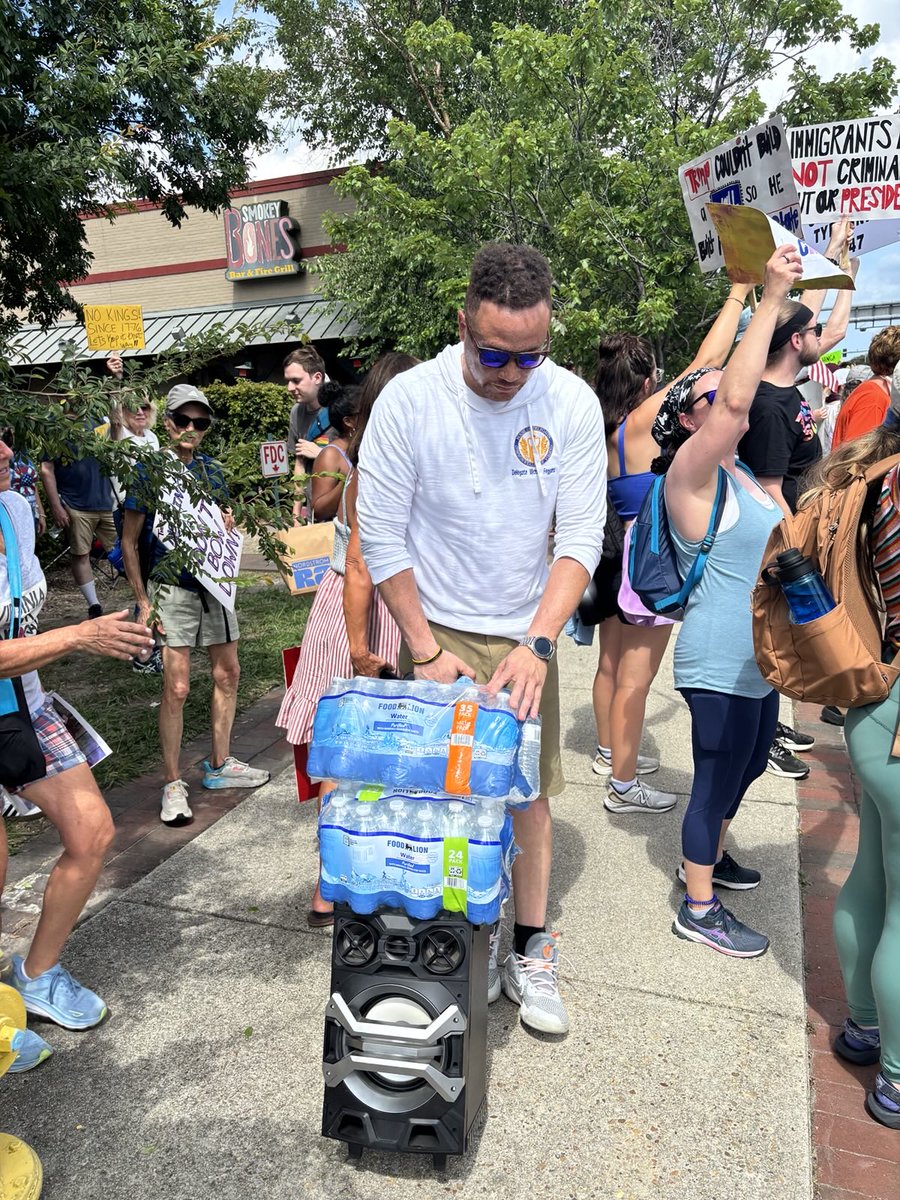 Incredible energy today at the Virginia Beach #NoKings protest.