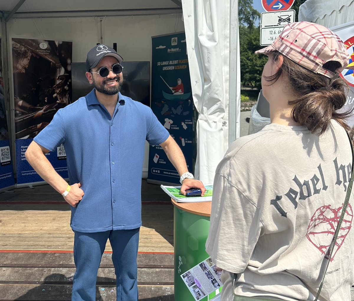 Ahmadiyya Düsseldorf (@amj_duesseldorf) on Twitter photo Die Ahmadiyya Muslim Gemeinde <a href="/Duesseldorf/">Stadt Düsseldorf</a> war auf der Ehrenamtsmesse 2025 vertreten und stellte die <a href="/HumanityFirstDE/">Humanity First Deutschland</a> & <a href="/AnNusratDE/">An-Nusrat e.V.</a> vor. 🤝🌍 #Ehrenamt #HumanityFirst #AnNusrat #Düsseldorf Die Ahmadiyya Muslim Gemeinde <a href="/Duesseldorf/">Stadt Düsseldorf</a> war auf der Ehrenamtsmesse 2025 vertreten und stellte die <a href="/HumanityFirstDE/">Humanity First Deutschland</a> & <a href="/AnNusratDE/">An-Nusrat e.V.</a> vor. 🤝🌍 #Ehrenamt #HumanityFirst #AnNusrat #Düsseldorf