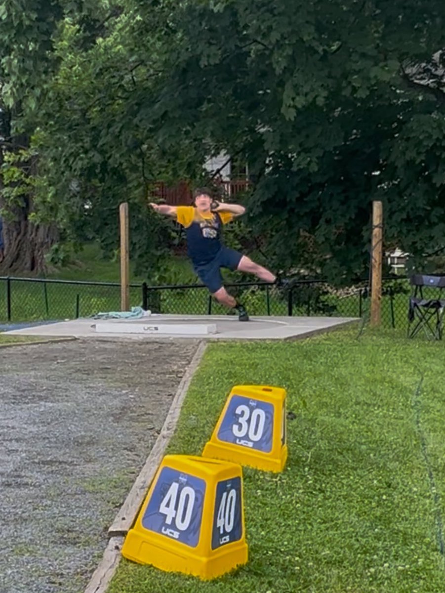 WG”s Landon Derbyshire finishes up a record-breaking season taking 8th in Boys Class A Shot Put!