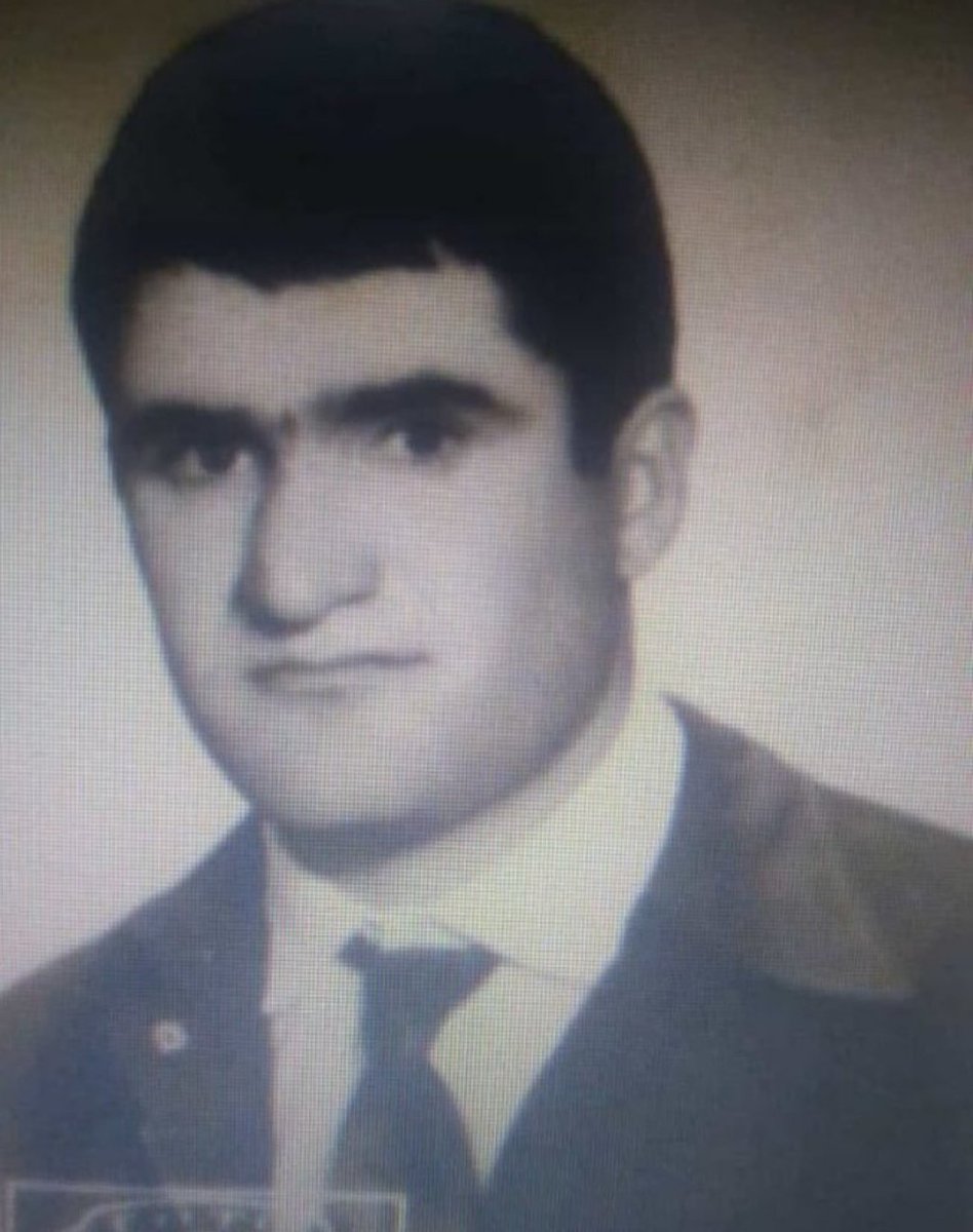 Babalar günün kutlu olsun rahmetli babam .Sevgi,özlem ve minnetle🙏