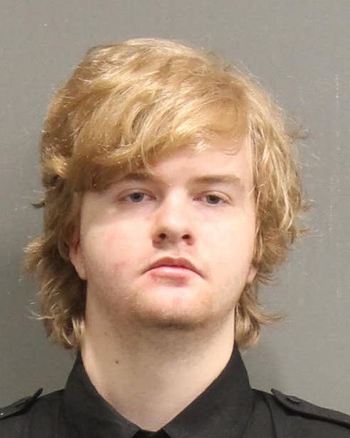 JaxiePidgeon's tweet photo. JUST IN: Metro Police say Elijah Millar was the only arrest related to the ‘No Kings Day’ protest in Nashville. The 19-year-old counter protester is charged with disorderly conduct after he brandished a handgun. Witnesses told officials Millar was involved in heated arguments and spitting at people when he pulled out a gun, leaving people in the crowd in fear.