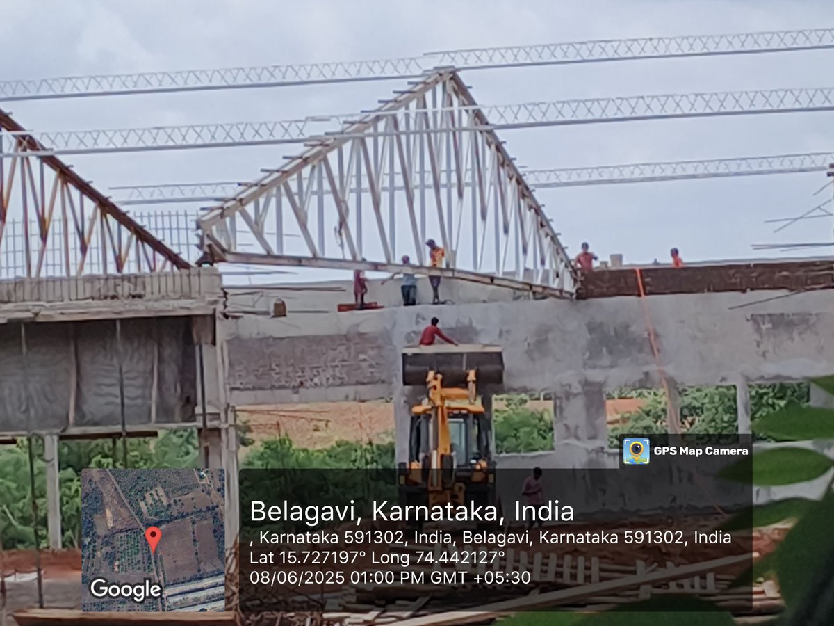 GYedage2511's tweet image. Despite a formal halt order issued by KSPCB, Kwality Animal Feeds Pvt. Ltd. continues illegal construction in Koulapur. Blatant defiance of environmental law—will authorities act or remain silent? #EnvironmentalJustice #KSPCB #RuleOfLaw @DrAnjaliTai @CEOZPBelagavi