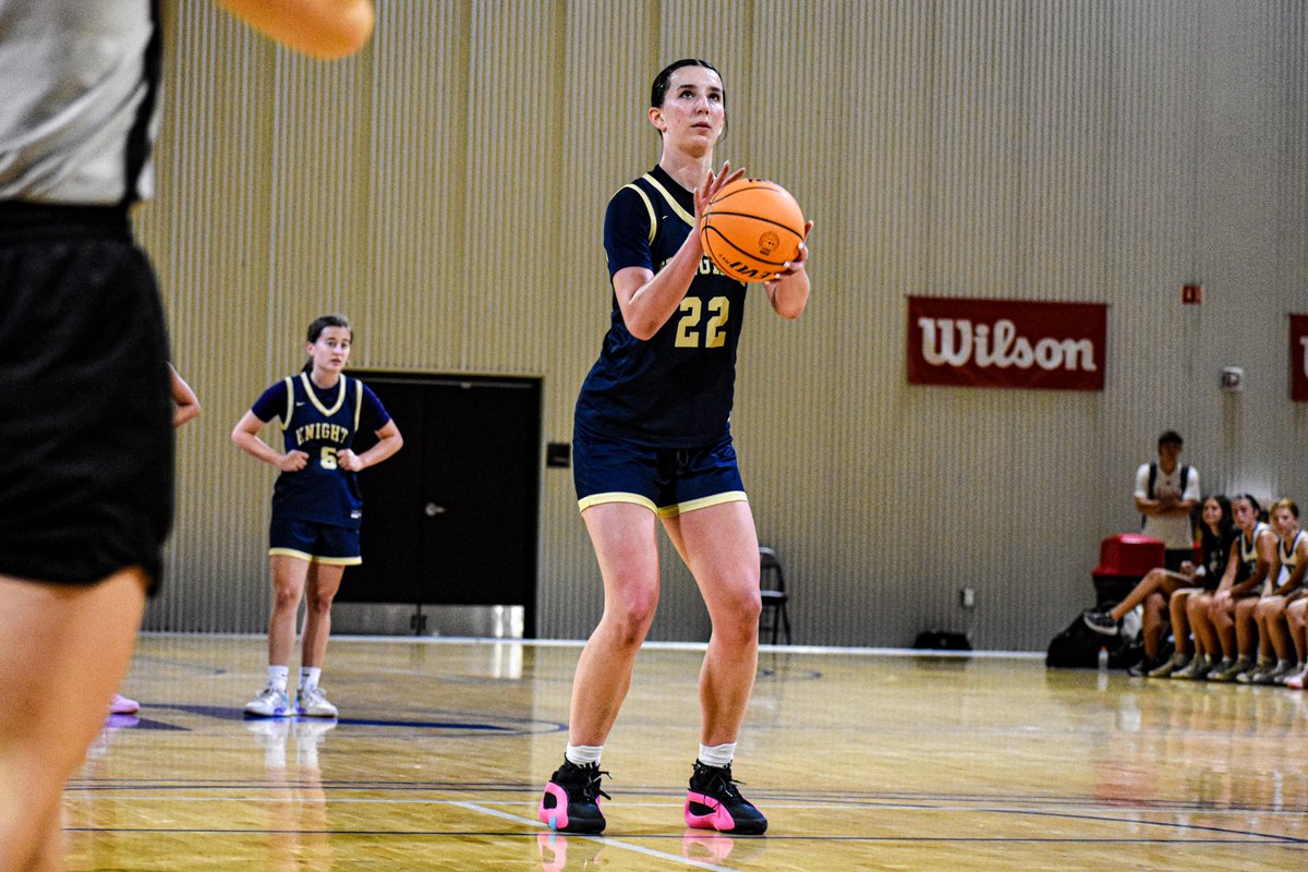 River Ridge 2027 forward Finley Parker had a productive weekend at GBCA Girls Live, averaging 17 points per game for the weekend. Very skilled on the block and in the midpost with the ability to step out and knock down shots, she can score the ball in a number of ways. One of