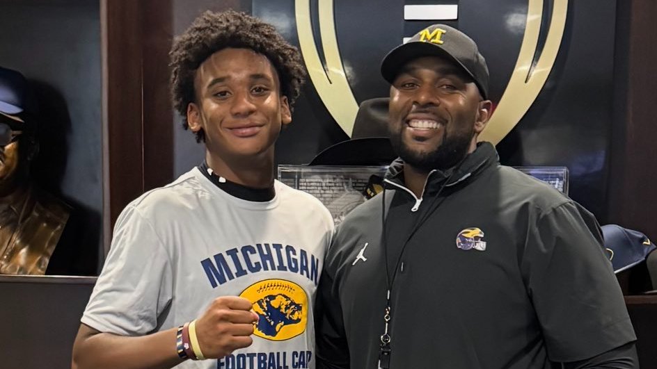 EVENT COVERAGE | Rising Defensive Prospects Boost Stock in Ann Arbor

📈 Several boosted their recruiting stock in front of Wolverines staff
🔥 Full defensive recap, including scouting reports + analysis 📖

STORY ▶️ sixstarfootball.com/article/event-… 

<a href="/BartholomewB365/">BJ Balaara</a> <a href="/RonnieB_3/">Ronnie Belcher III</a>