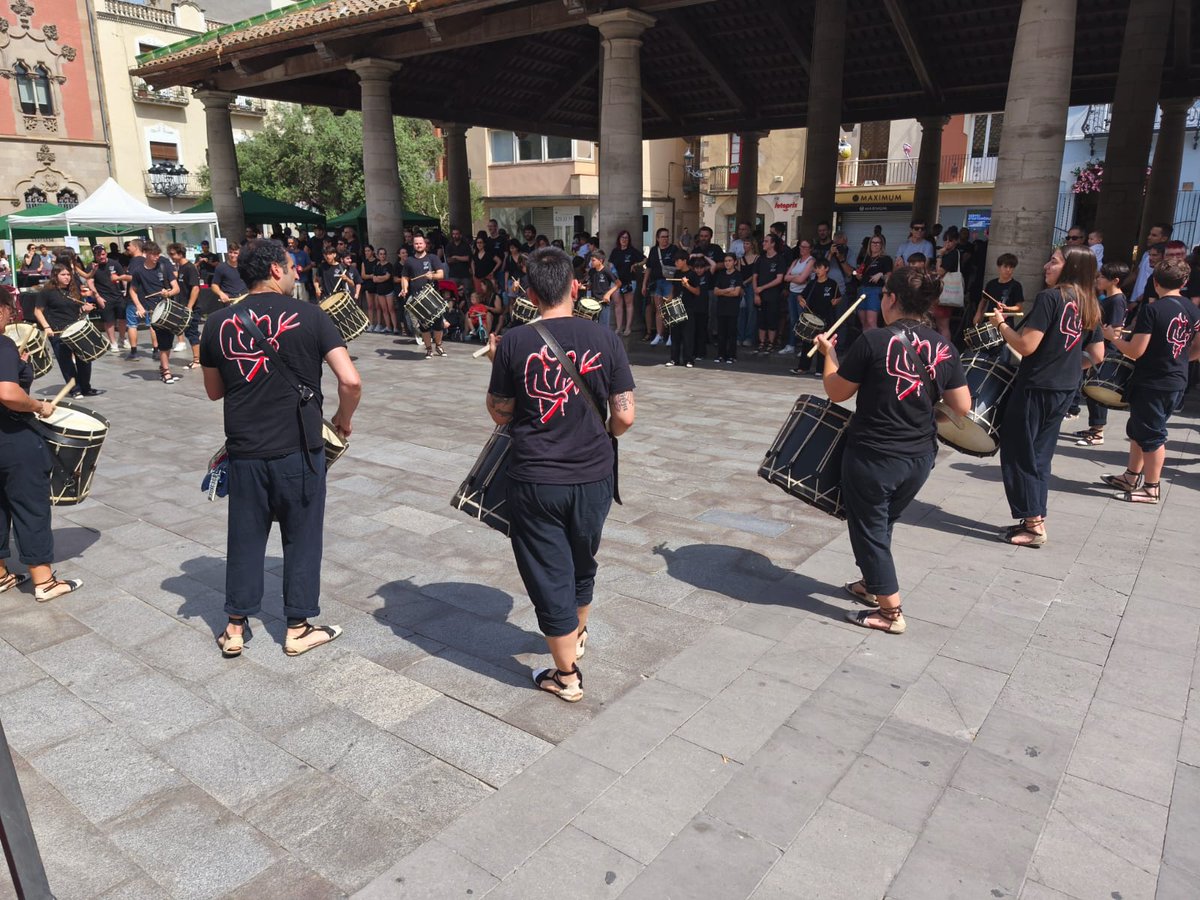 Granollers Primàries (@primariesg) on Twitter photo 💥40 anys cremant Granollers... Moltes felicitats als <a href="/diablesgrn/">Diables de Granollers</a> durant la seva diada! 💥40 anys cremant Granollers... Moltes felicitats als <a href="/diablesgrn/">Diables de Granollers</a> durant la seva diada!