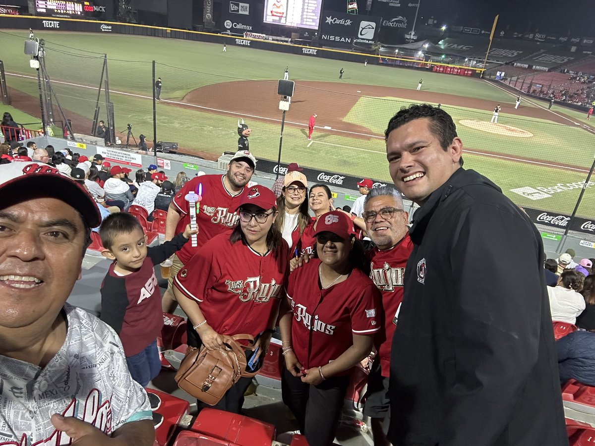 Qué gusto saludarte amigo Héctor, el más mejor de los CM de la <a href="/LigaMexBeis/">Liga Mexicana de Beisbol</a>