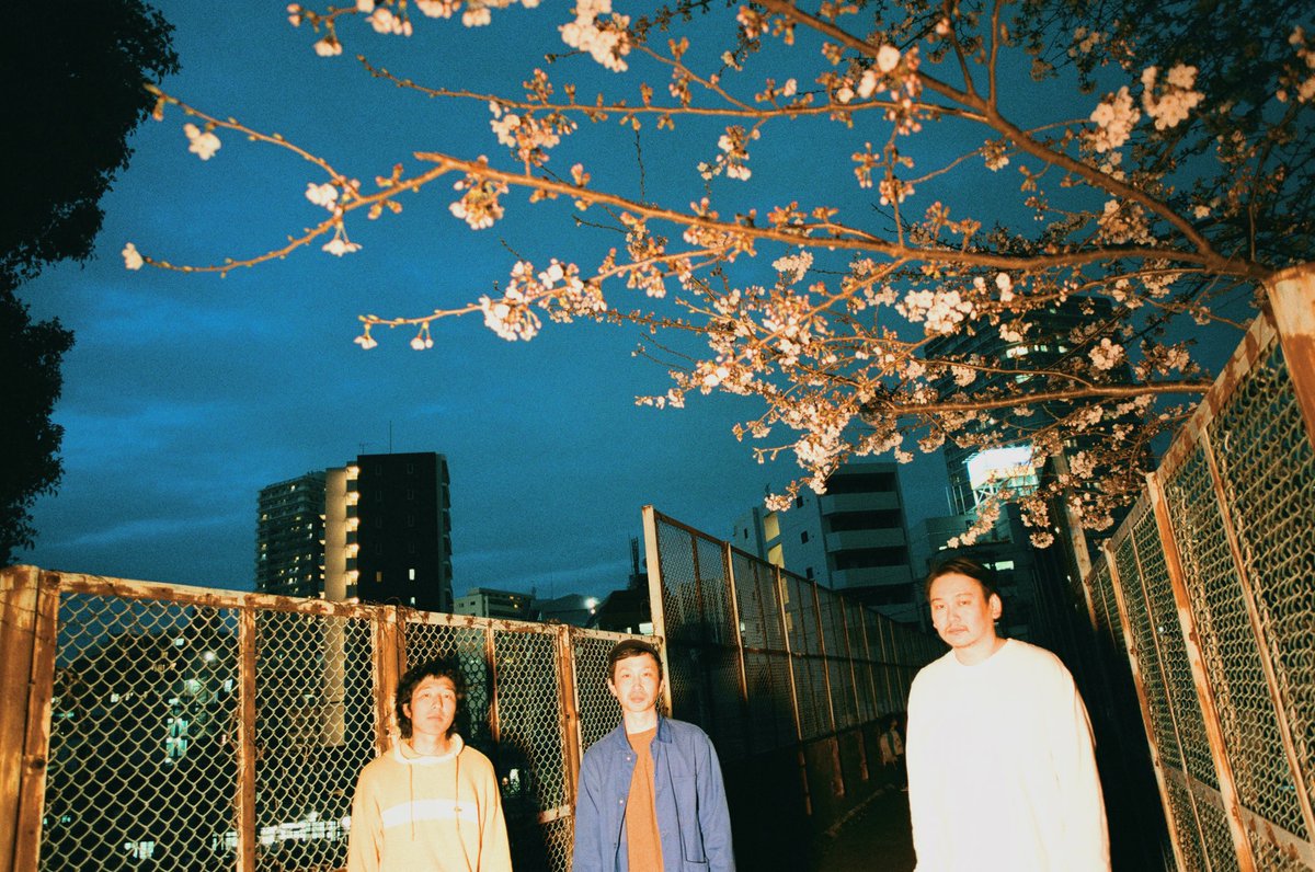 開催まもなく！T.V. not JanuaryとÅlborgを迎え、やさしくあたたかく心震わす最高の一夜。ゼロ距離フロアライブ。ソールド間近。

Hazel English Japan Tour 2025 🪸

6/22 (日) 恵比寿Kata (Liquidroom 2F)

Hazel English (US)
T.V. not January
Ålborg

17:30/18:00

🎫：linktr.ee/nothingfeelsre…